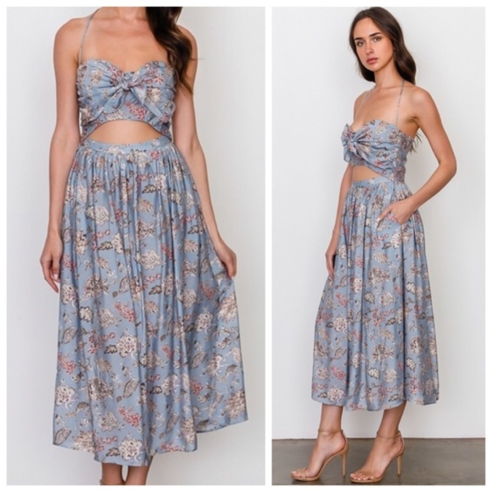 🎁Blue cutout midi dress